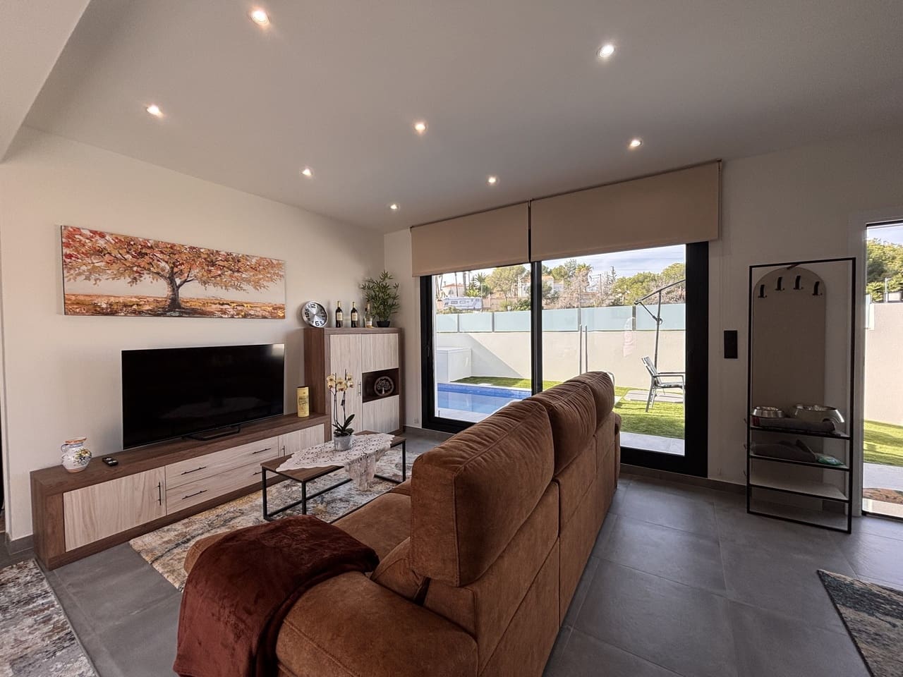 2 slaapkamer Villa te koop in Villamartin met zwembad garage - € 434.950 (Ref: 9815001)