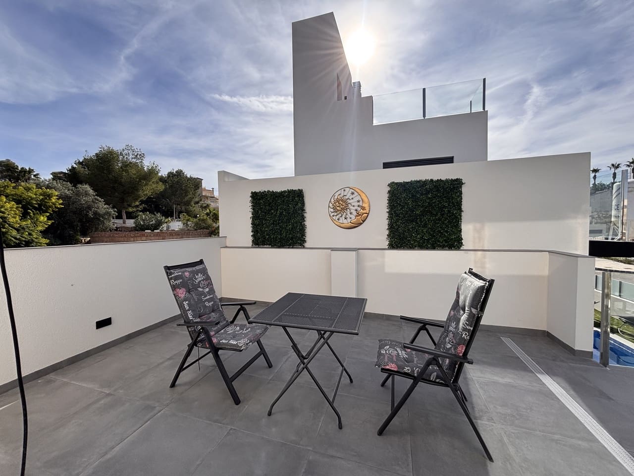 2 slaapkamer Villa te koop in Villamartin met zwembad garage - € 434.950 (Ref: 9815001)