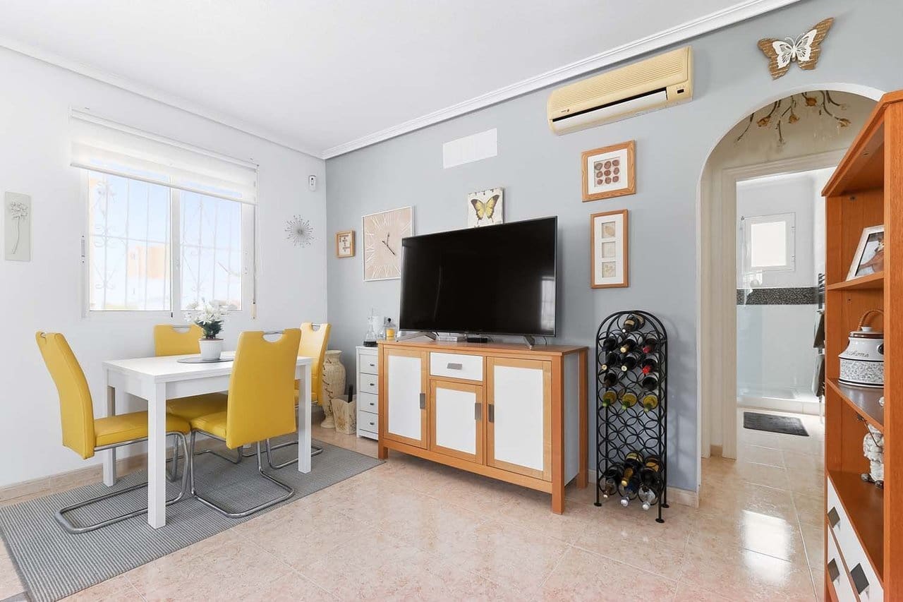 4 Zimmer Villa zu verkaufen in Pinar de Campoverde mit Pool - 329.950 € (Ref: 9815722)