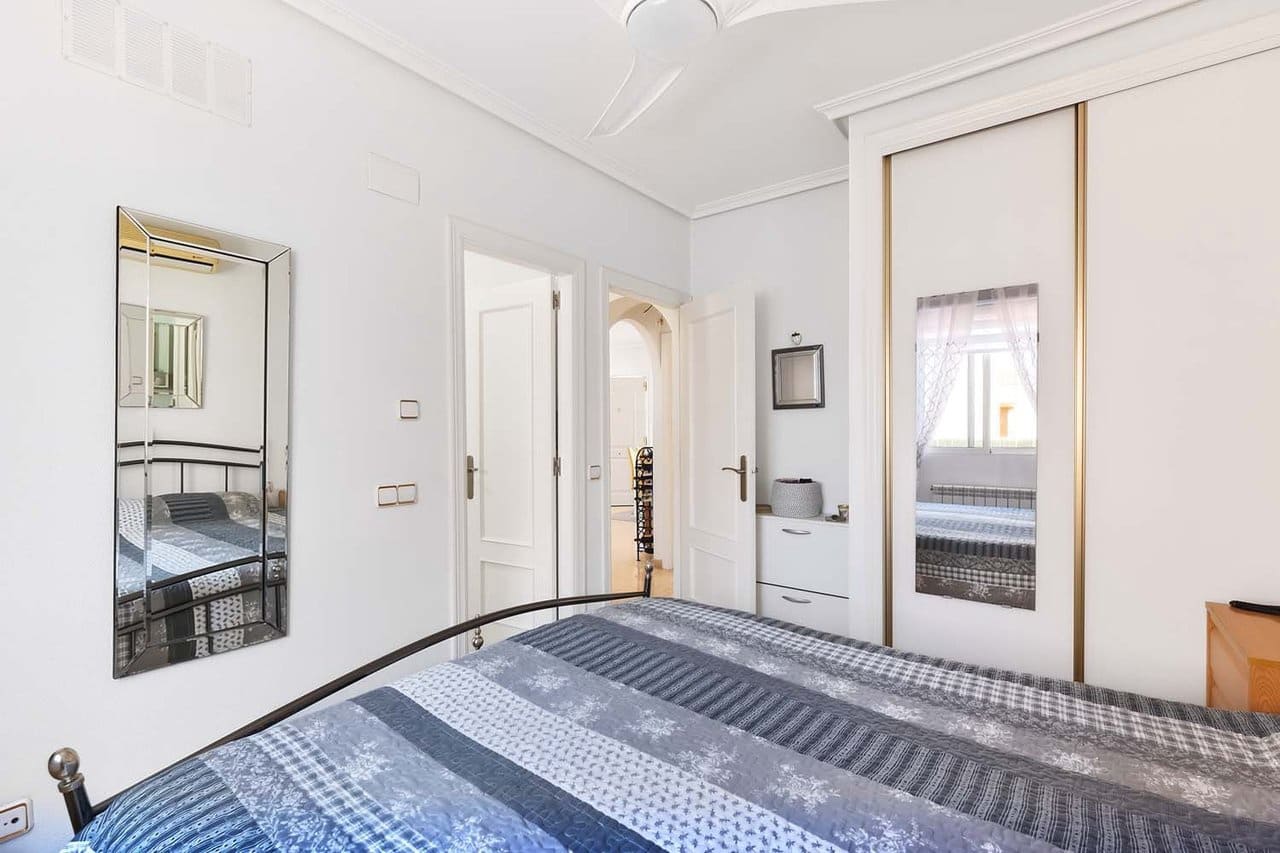 4 Zimmer Villa zu verkaufen in Pinar de Campoverde mit Pool - 329.950 € (Ref: 9815722)