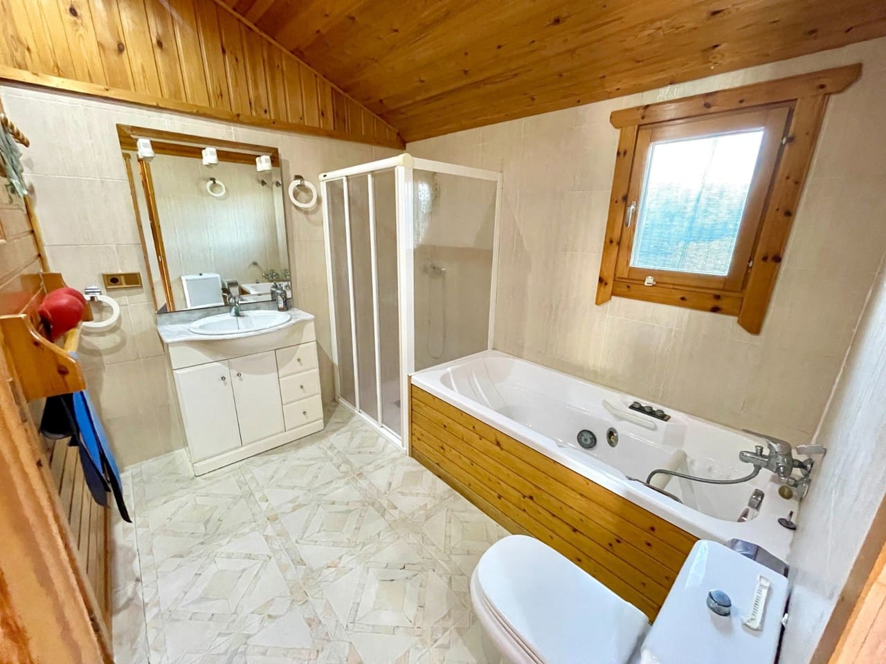 Chalet de 4 habitaciones en San Fulgencio en venta con piscina - 476.000 € (Ref: 9816068)
