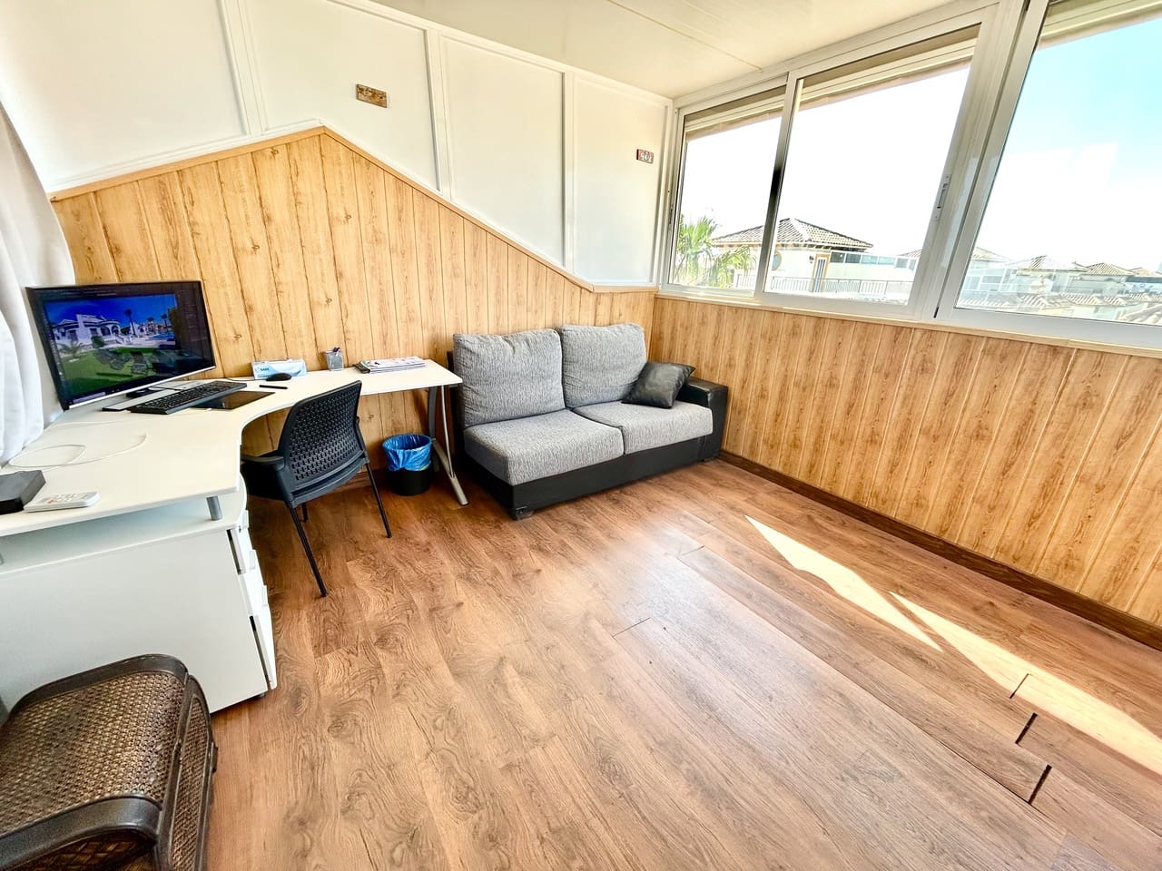 2 soverom Leilighet til salgs i Punta Prima med svømmebasseng - € 189 000 (Ref: 9819297)