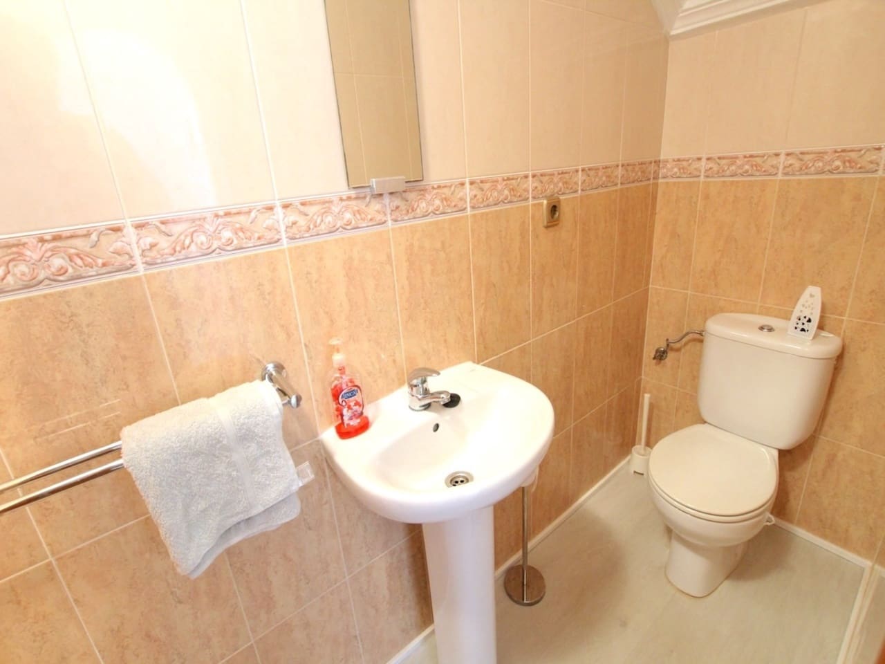 2 bedroom Townhouse for sale in Cabo Roig - € 235,000 (Ref: 9820221)