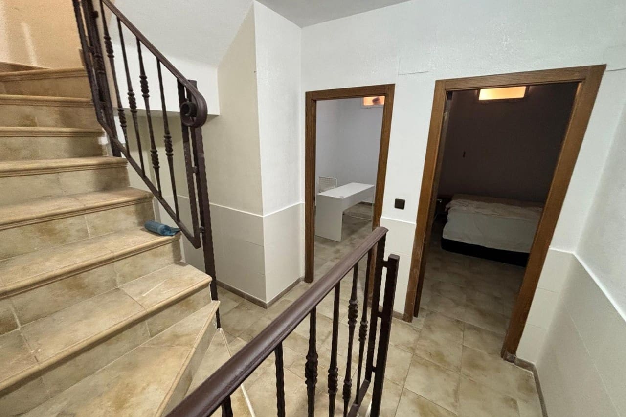 5 Zimmer Haus zu verkaufen in Guardamar del Segura mit Pool - 199.995 € (Ref: 9825643)