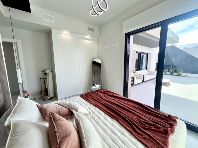 3 soverom Villa til salgs i Doña Pepa, Rojales med svømmebasseng - € 496 000 (Ref: 9827490)