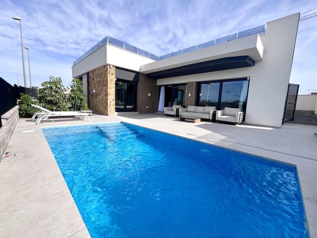 3 soverom Villa til salgs i Doña Pepa, Rojales med svømmebasseng - € 496 000 (Ref: 9827490)