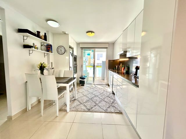2 sovrum Lägenhet till salu i Punta Prima, Torrevieja med pool garage - 240 000 € (Ref: 9827634)