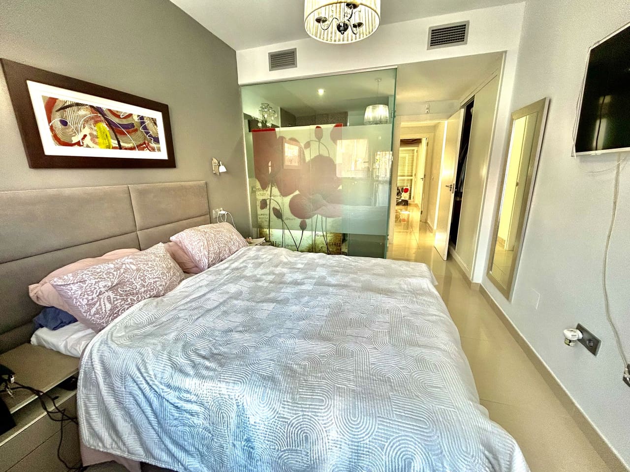 2 sypialnia Apartament na sprzedaż w Punta Prima z basenem garażem - 240 000 € (Ref: 9827634)