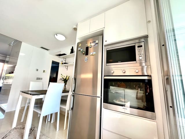 2 sypialnia Apartament na sprzedaż w Punta Prima, Torrevieja z basenem garażem - 240 000 € (Ref: 9827635)