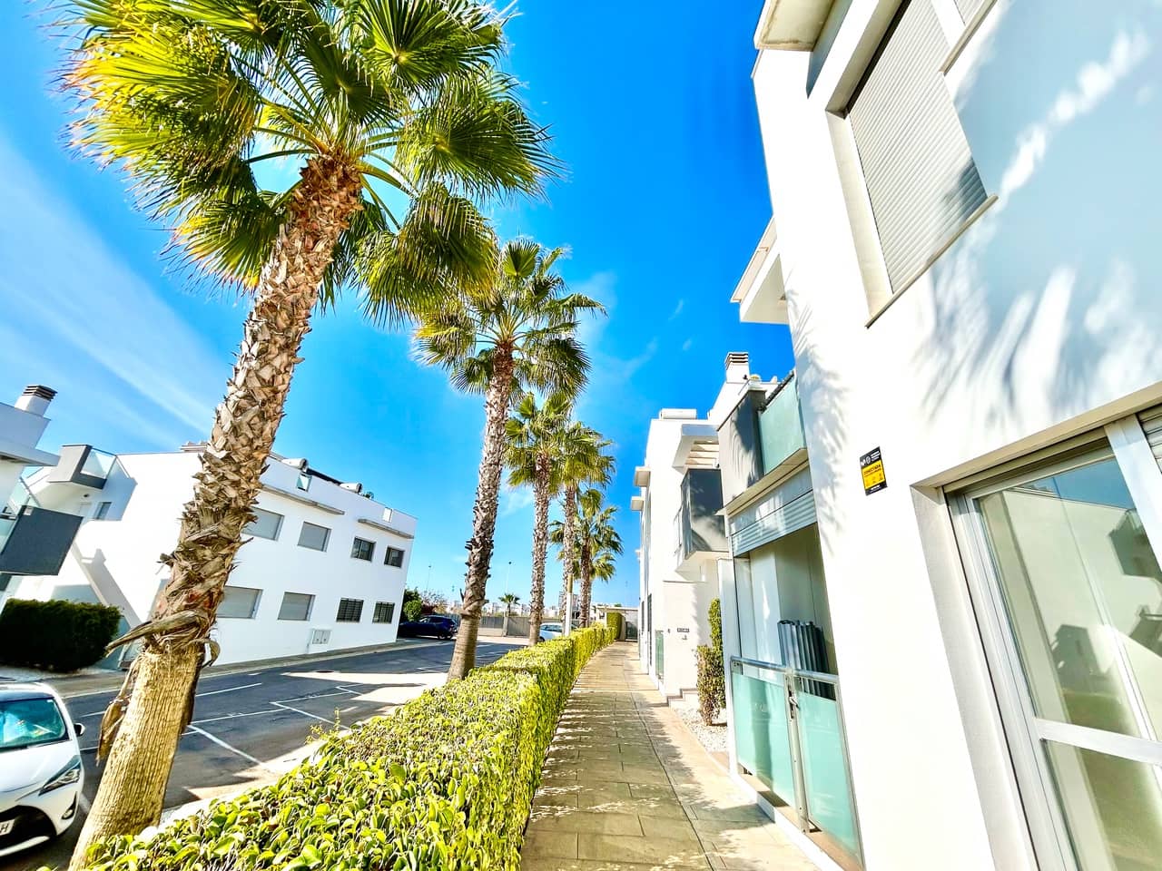 2 bedroom Apartment for sale in Punta Prima with pool garage - € 240,000 (Ref: 9827635)