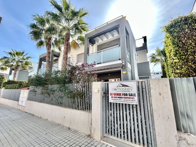 2 chambre Appartement à vendre à Punta Prima, Torrevieja avec piscine garage - 240 000 € (Ref: 9827636)