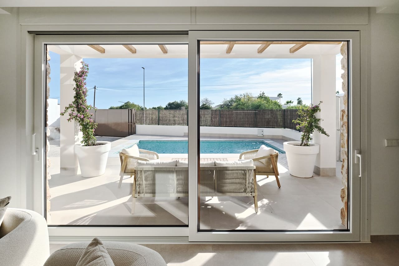 3 soverom Villa til salgs i Cabo Roig med svømmebasseng garasje - € 760 000 (Ref: 9827637)