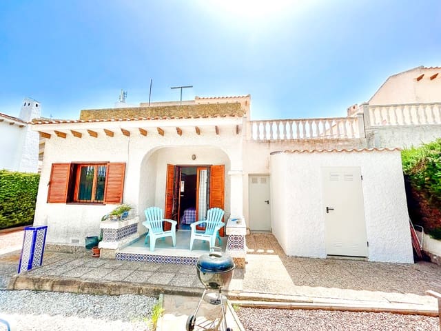 3 makuuhuone Huvila myytävänä paikassa La Zenia, Orihuela mukana uima-altaan 
autotalli - 630 000 € (Ref: 9827638)