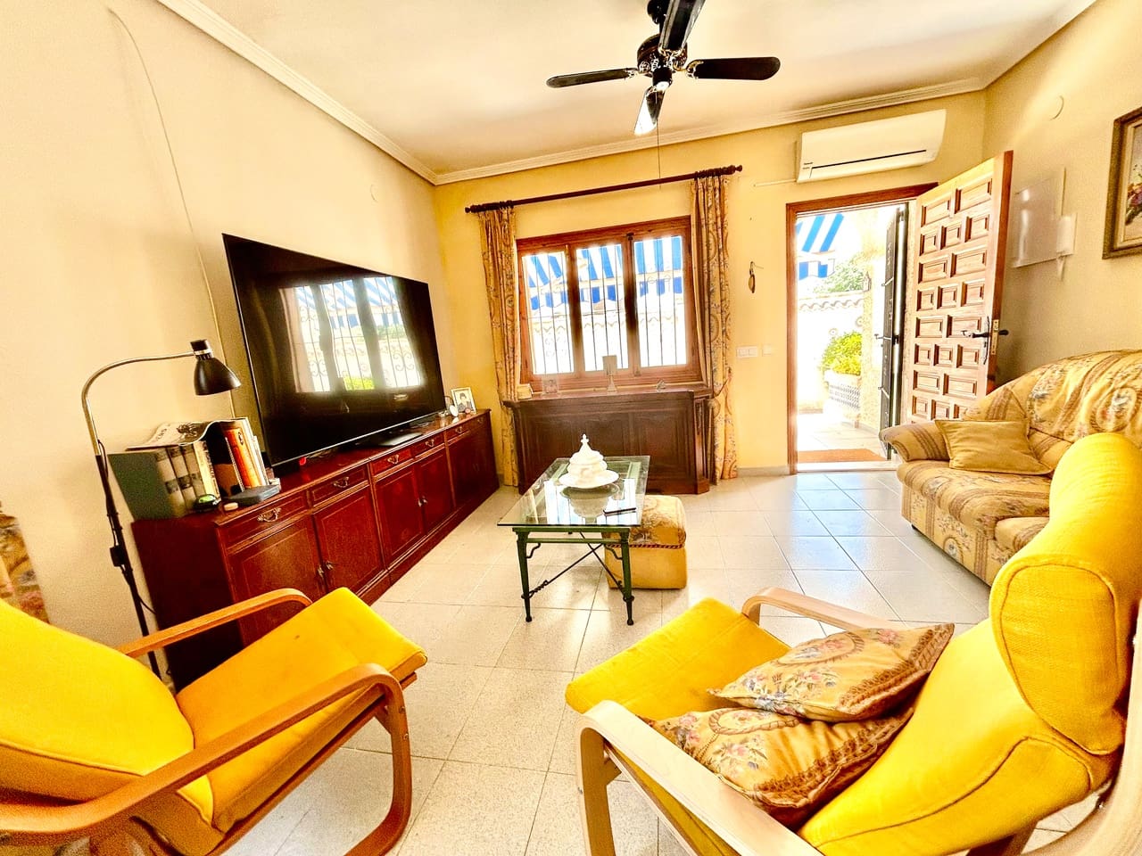 3 sovrum Villa till salu i La Zenia med pool garage - 630 000 € (Ref: 9827638)