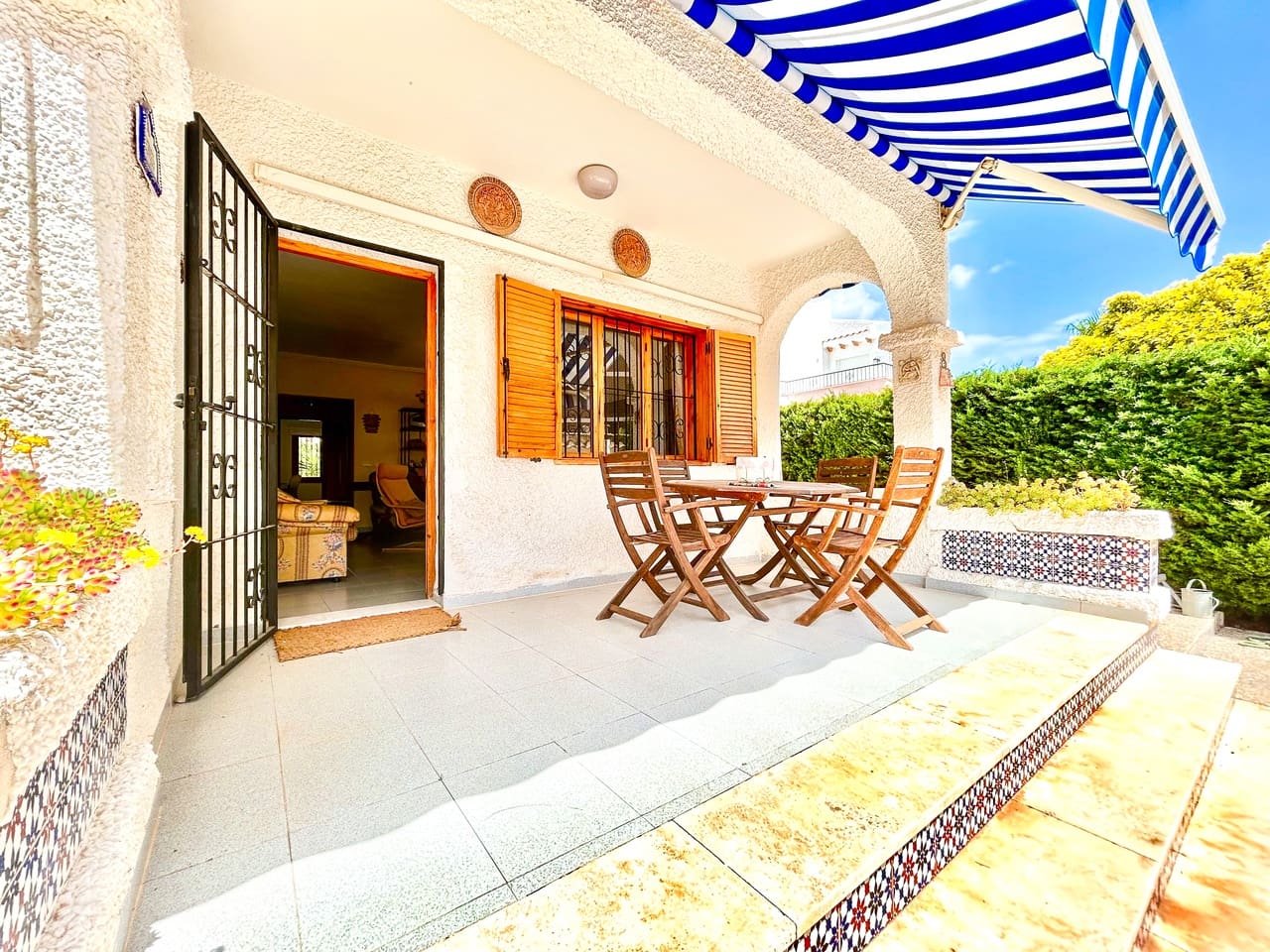 3 sovrum Villa till salu i La Zenia med pool garage - 630 000 € (Ref: 9827638)