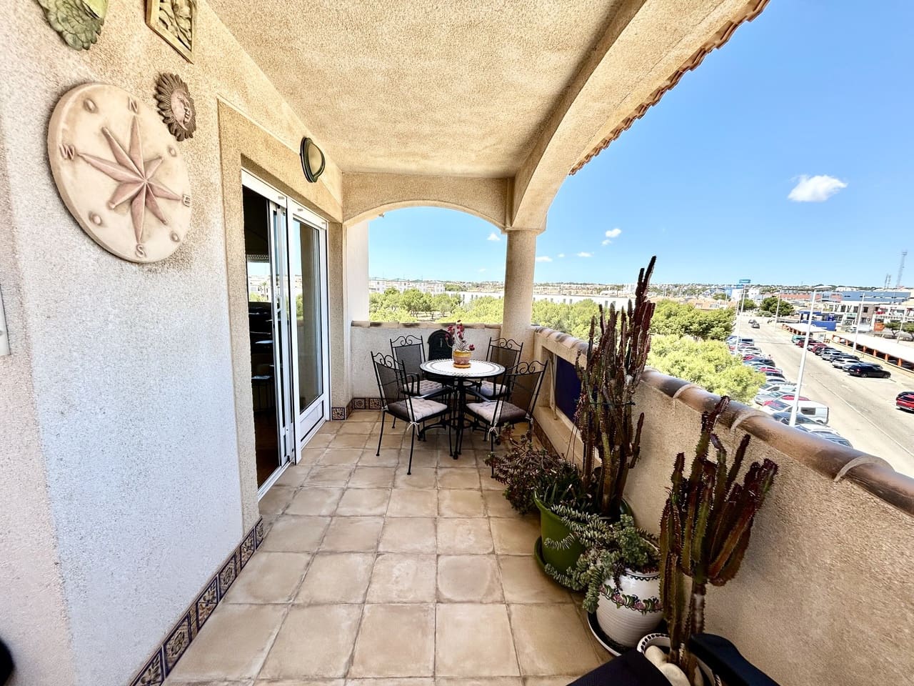 2 Zimmer Apartment zu verkaufen in La Zenia mit Pool - 175.000 € (Ref: 9827733)