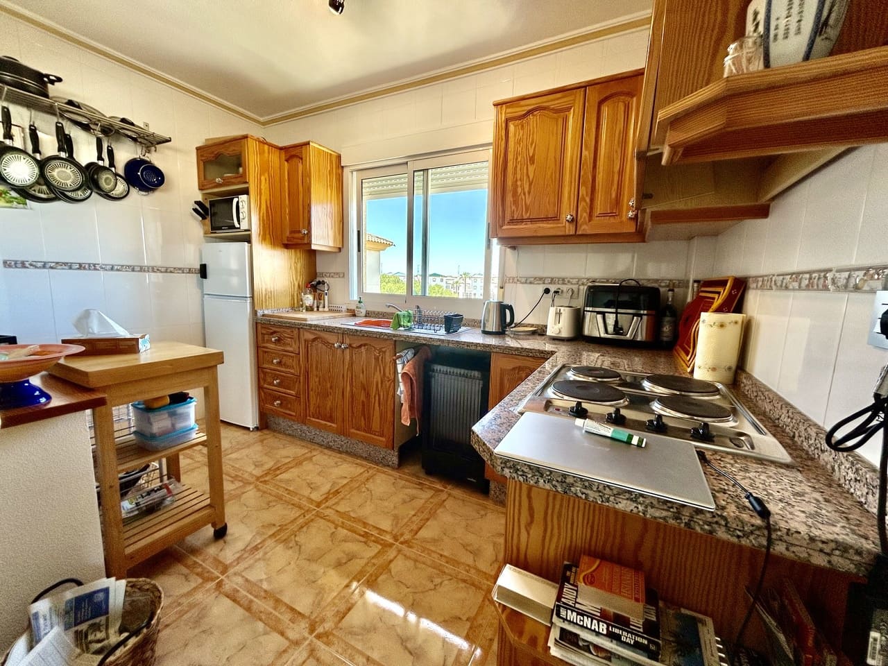2 Zimmer Apartment zu verkaufen in La Zenia mit Pool - 175.000 € (Ref: 9827733)
