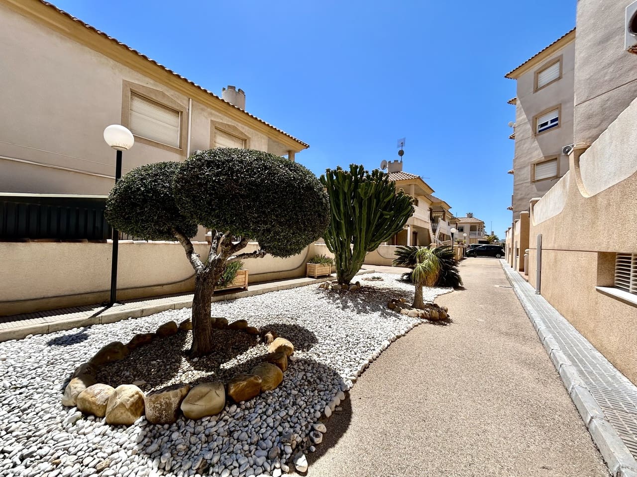 2 Zimmer Apartment zu verkaufen in La Zenia mit Pool - 175.000 € (Ref: 9827733)