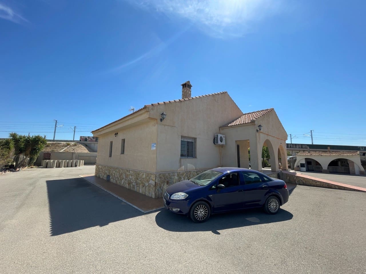 3 bedroom Villa for sale in Crevillente / Crevillent - € 299,000 (Ref: 9829554)