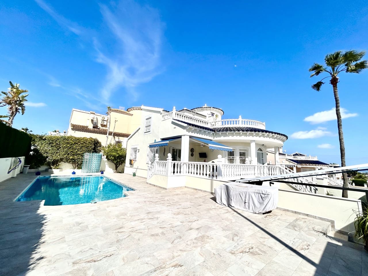 4 soveværelse Villa til salg i Pinar de Campoverde med swimmingpool garage - € 460.000 (Ref: 9829557)