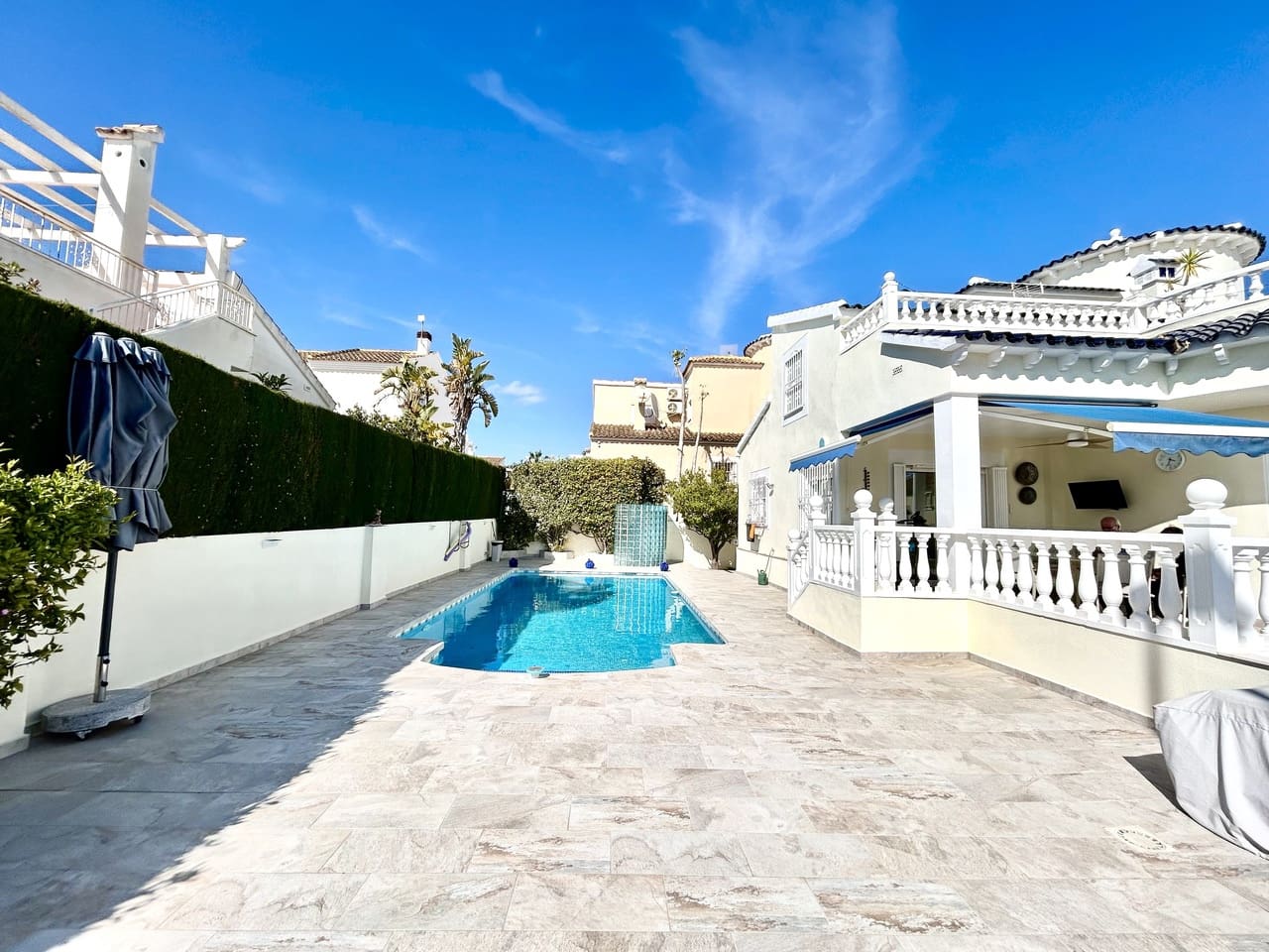 4 soveværelse Villa til salg i Pinar de Campoverde med swimmingpool garage - € 460.000 (Ref: 9829557)