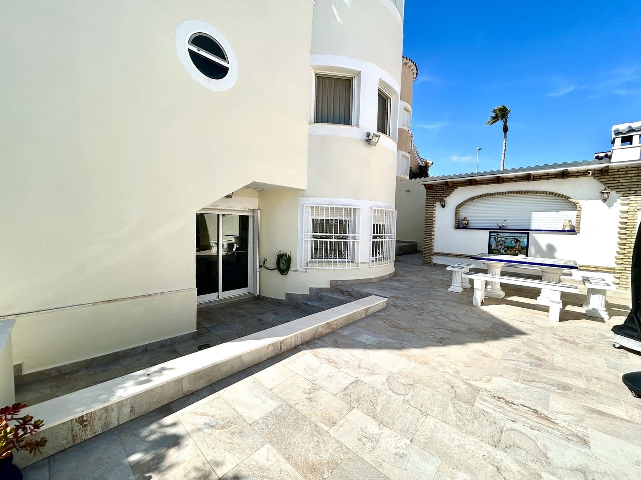 4 soveværelse Villa til salg i Pinar de Campoverde med swimmingpool garage - € 460.000 (Ref: 9829557)