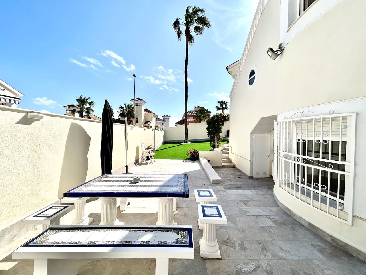 4 soveværelse Villa til salg i Pinar de Campoverde med swimmingpool garage - € 460.000 (Ref: 9829557)