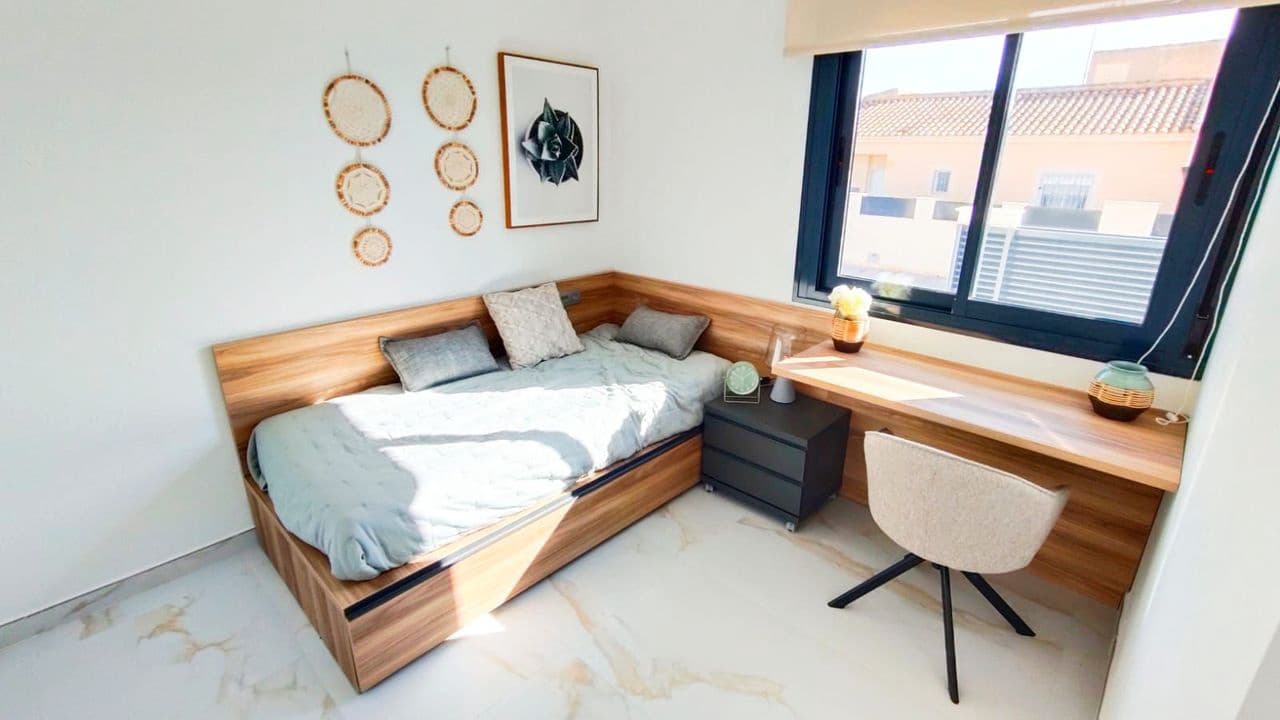 3 bedroom Villa for sale in Pinar de Campoverde with pool garage - € 422,500 (Ref: 9832852)