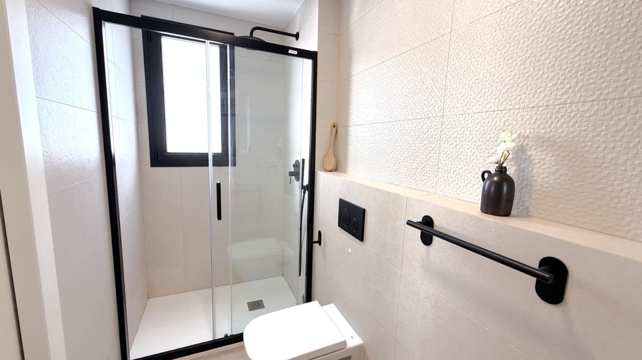 3 slaapkamer Bungalow te koop in Pilar de la Horadada met zwembad - € 399.000 (Ref: 9833957)