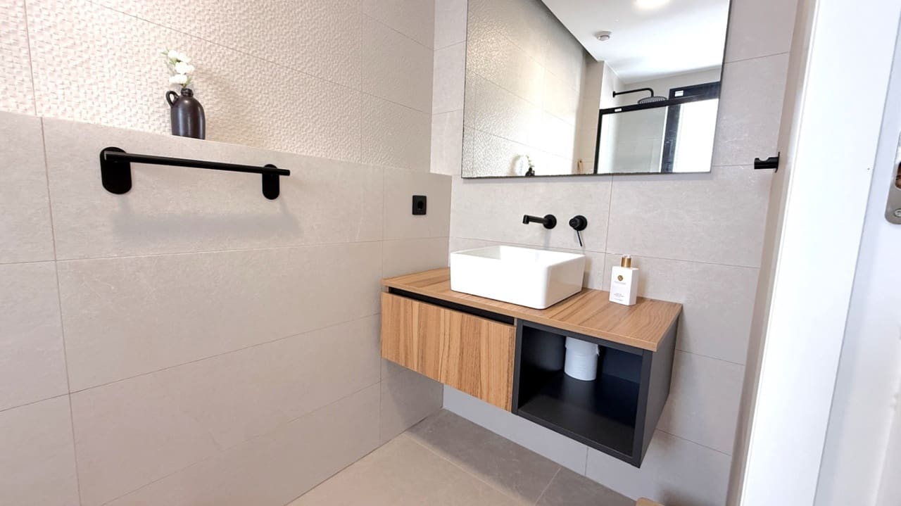 3 slaapkamer Bungalow te koop in Pilar de la Horadada met zwembad - € 399.000 (Ref: 9833957)
