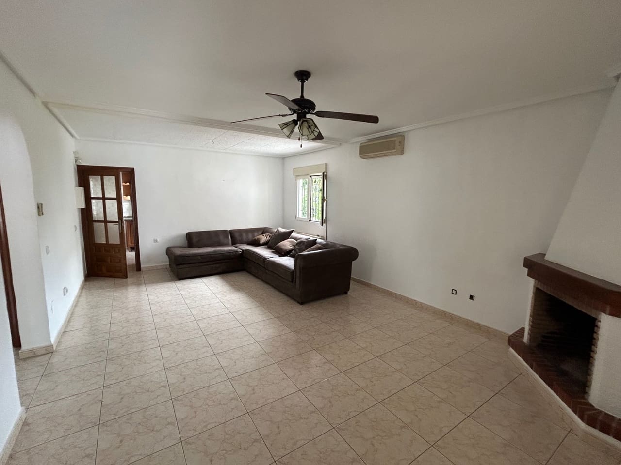 Chalet de 3 habitaciones en Ciudad Quesada en venta con piscina - 339.950 € (Ref: 9834533)