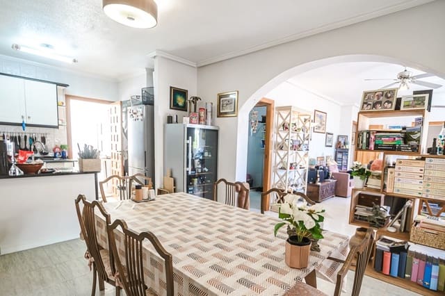 4 soverom Leilighet til salgs i Ensanche - Diputacion, Alicante by - € 269 500 (Ref: 9838236)