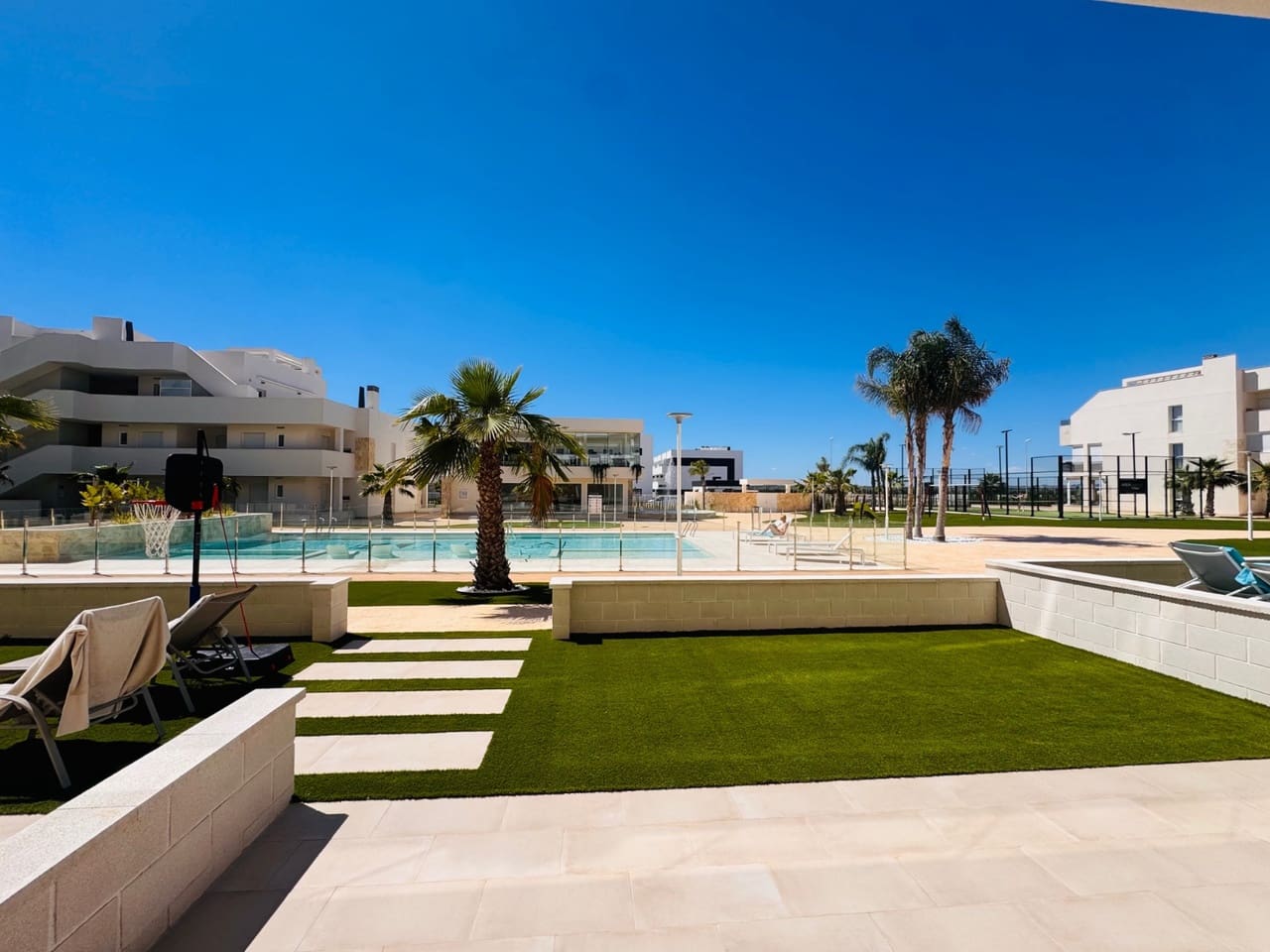 2 Zimmer Apartment zu verkaufen in Guardamar del Segura mit Pool - 287.000 € (Ref: 9839819)