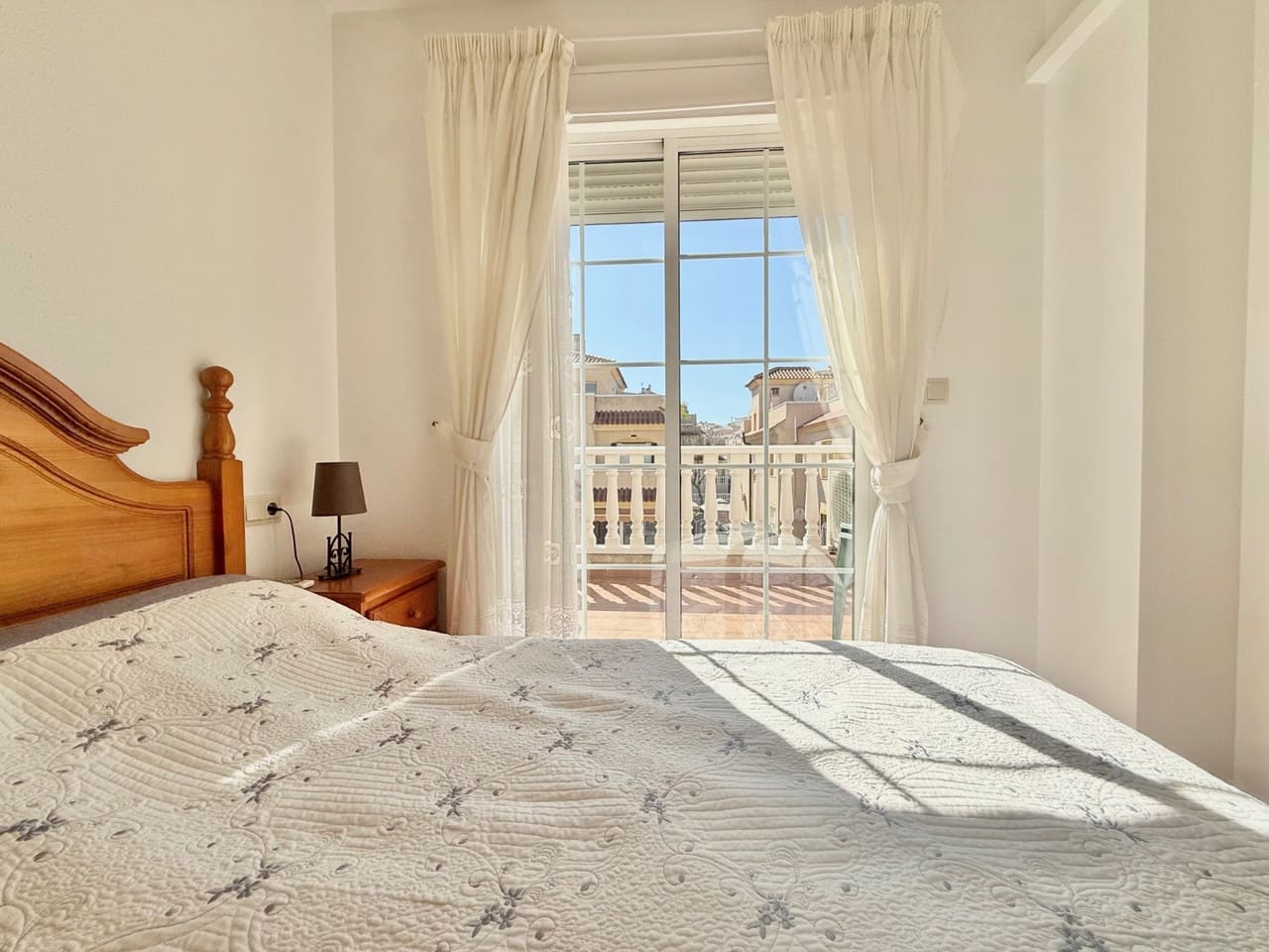 3 quarto Moradia para venda em Guardamar del Segura com piscina - 185 000 € (Ref: 9843742)