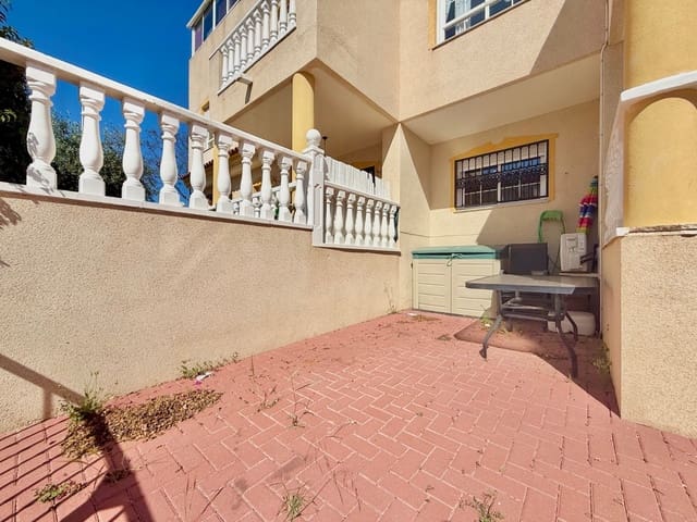 3 quarto Moradia para venda em Guardamar Playa, Guardamar del Segura com piscina - 185 000 € (Ref: 9843742)
