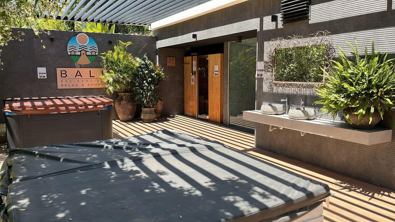 2 bedroom Apartment for sale in Los Altos - € 389,900 (Ref: 9846698)