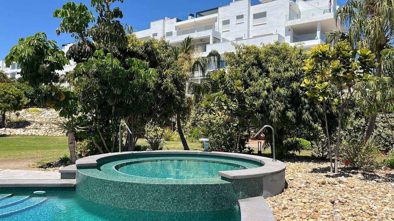 2 bedroom Apartment for sale in Los Altos - € 389,900 (Ref: 9846698)