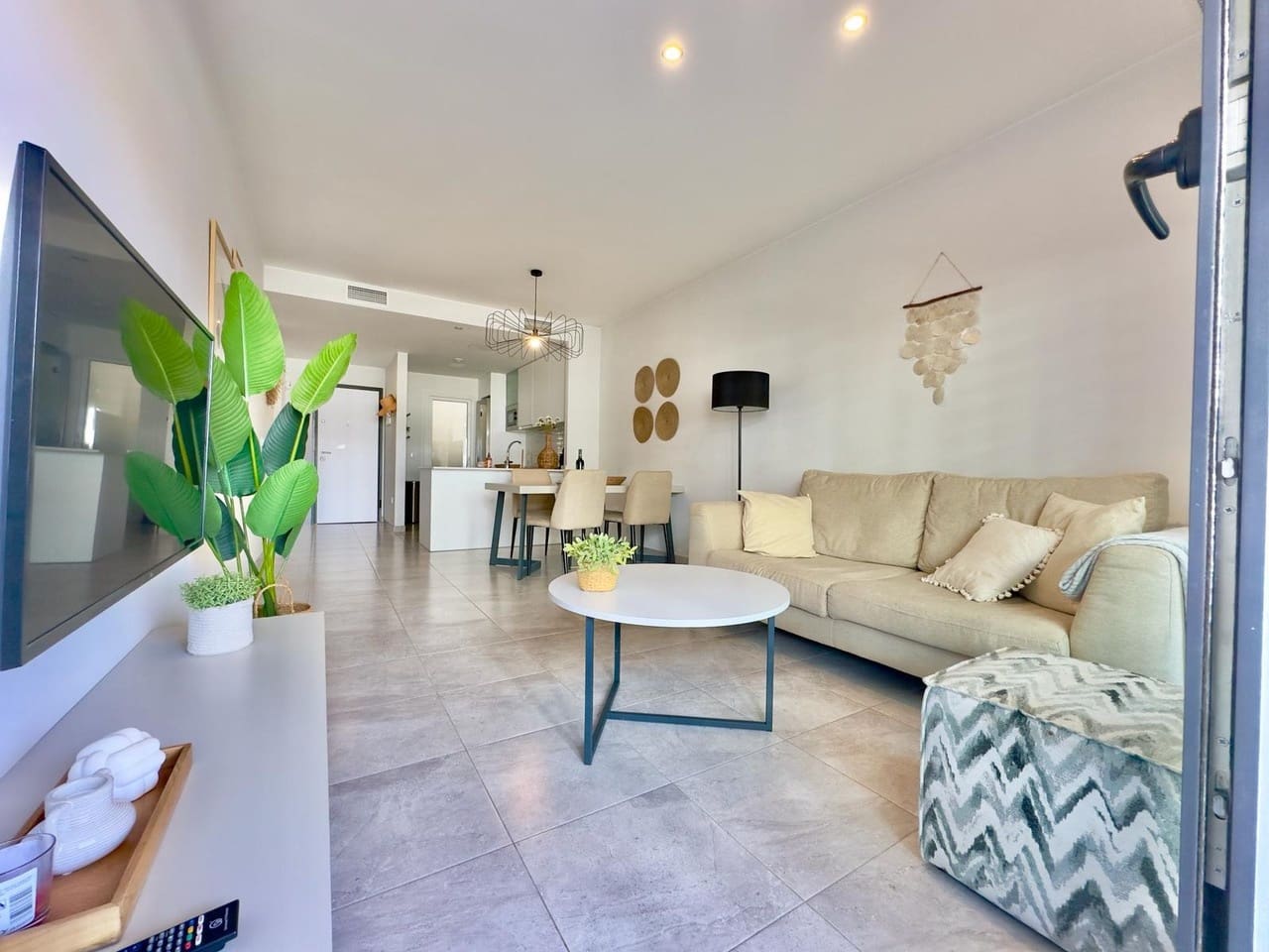 2 soveværelse Lejlighed til salg i Orihuela Costa med swimmingpool - € 237.000 (Ref: 9847548)