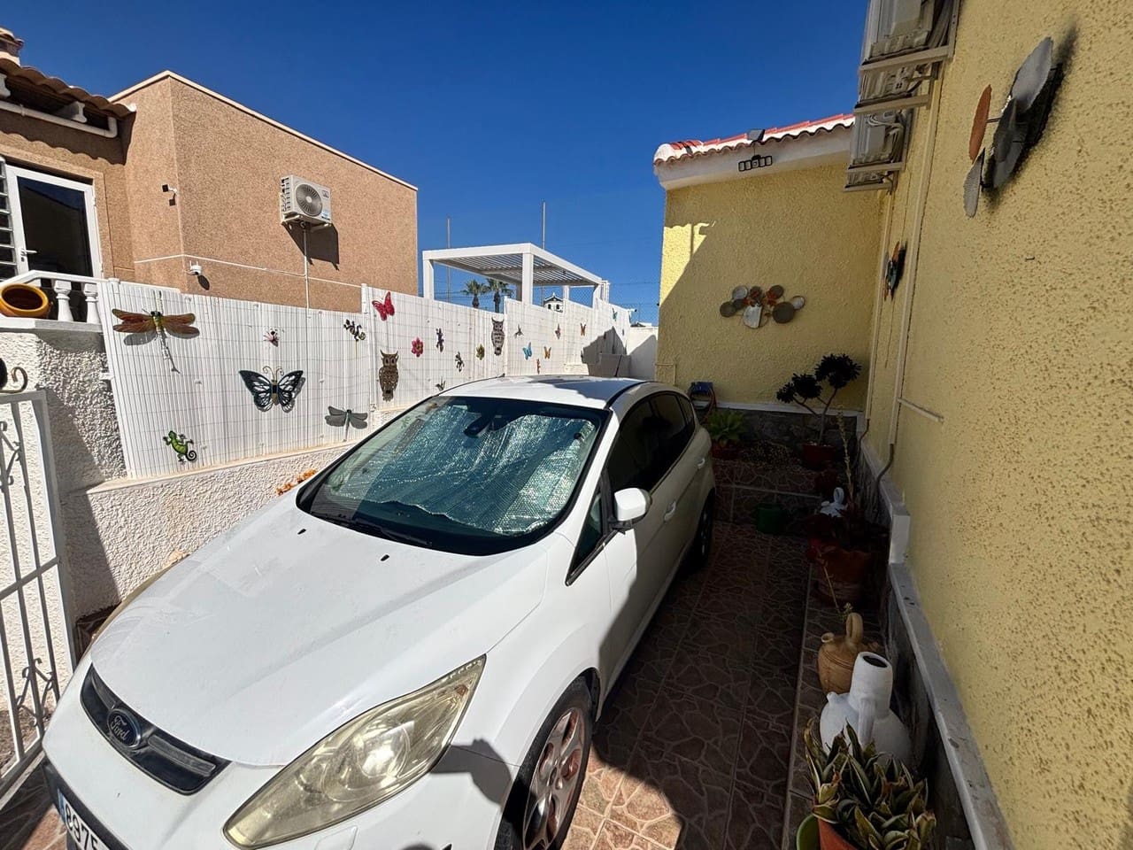 2 slaapkamer Villa te koop in Ciudad Quesada met zwembad - € 210.000 (Ref: 9849743)