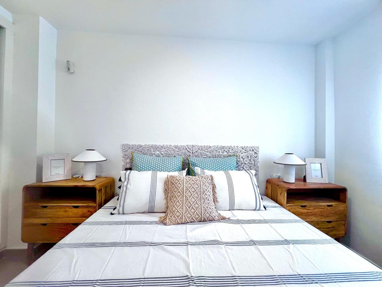 2 bedroom Apartment for sale in Torrevieja - € 199,700 (Ref: 9850975)
