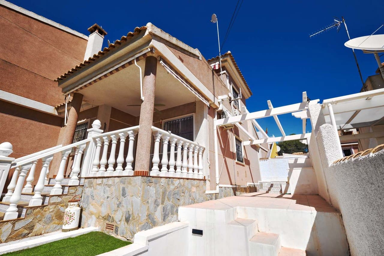 2 chambre Villa/Maison à vendre à Pinar de Campoverde avec piscine - 229 950 € (Ref: 9851988)