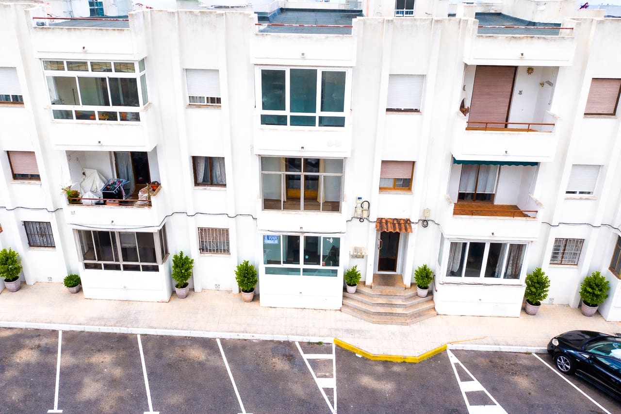 Apartment for sale in Ciudad Quesada with pool garage - € 94,900 (Ref: 9852993)