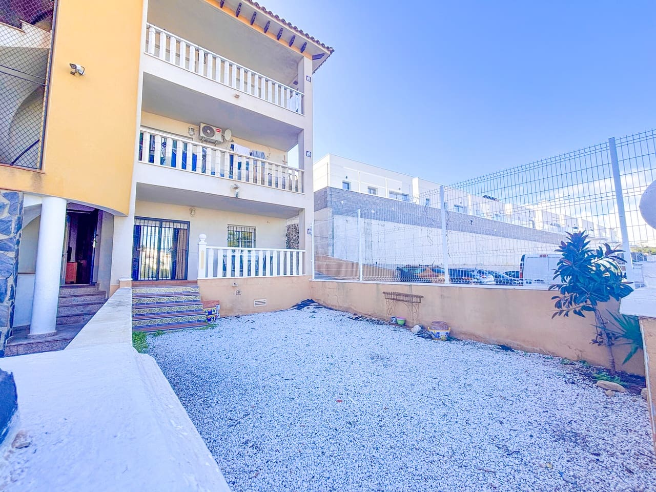 2 soveværelse Lejlighed til salg i Cabo Roig med swimmingpool garage - € 135.000 (Ref: 9854384)