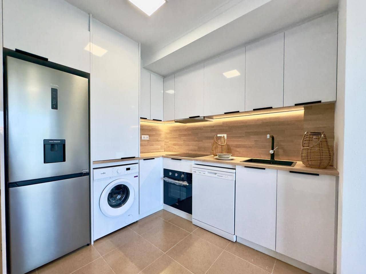 2 chambre Appartement à vendre à Torrevieja - 179 700 € (Ref: 9855200)