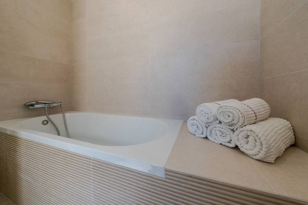3 chambre Appartement à vendre à Estepona - 429 900 € (Ref: 9857605)