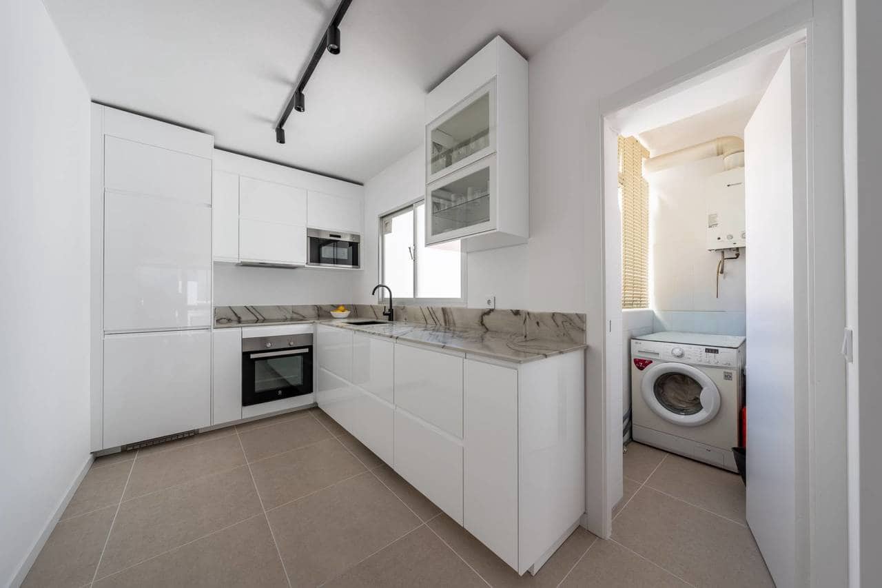 3 chambre Appartement à vendre à Estepona - 429 900 € (Ref: 9857605)