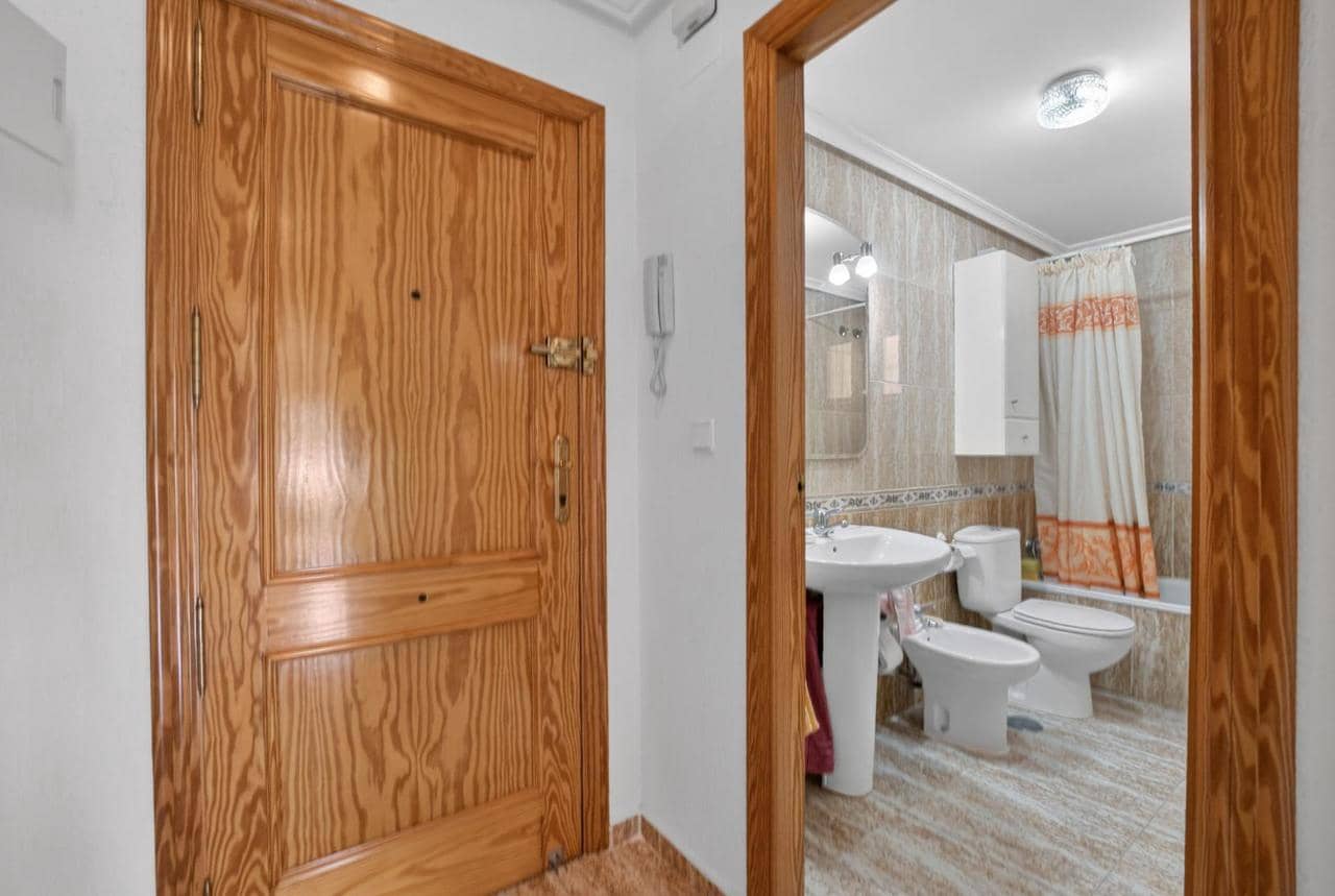 2 soverom Leilighet til salgs i Torrevieja - € 149 900 (Ref: 9858089)