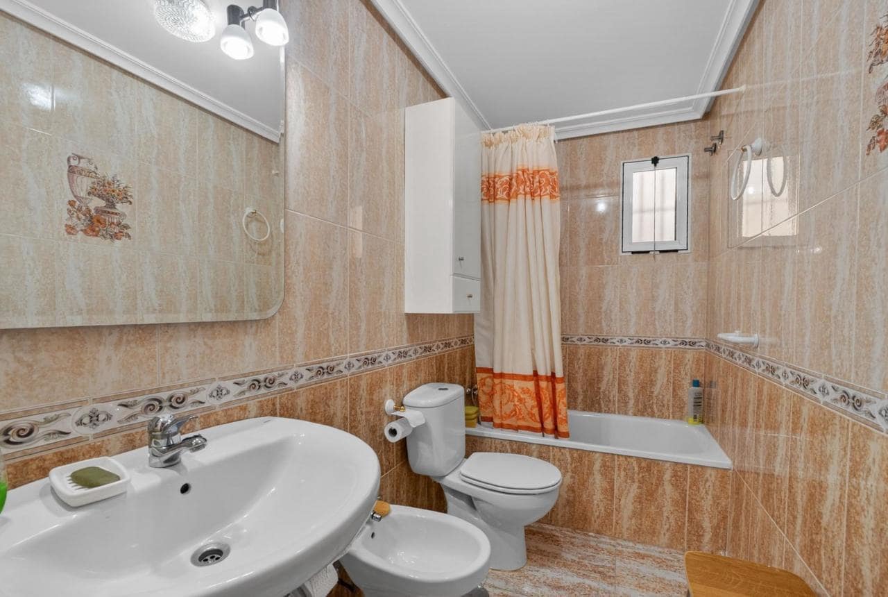 2 soverom Leilighet til salgs i Torrevieja - € 149 900 (Ref: 9858089)