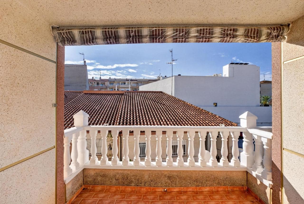 2 soverom Leilighet til salgs i Torrevieja - € 149 900 (Ref: 9858089)