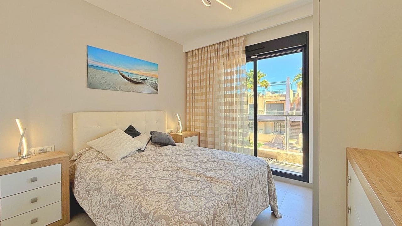 3 bedroom Penthouse for sale in Pilar de la Horadada - € 365,000 (Ref: 9860332)